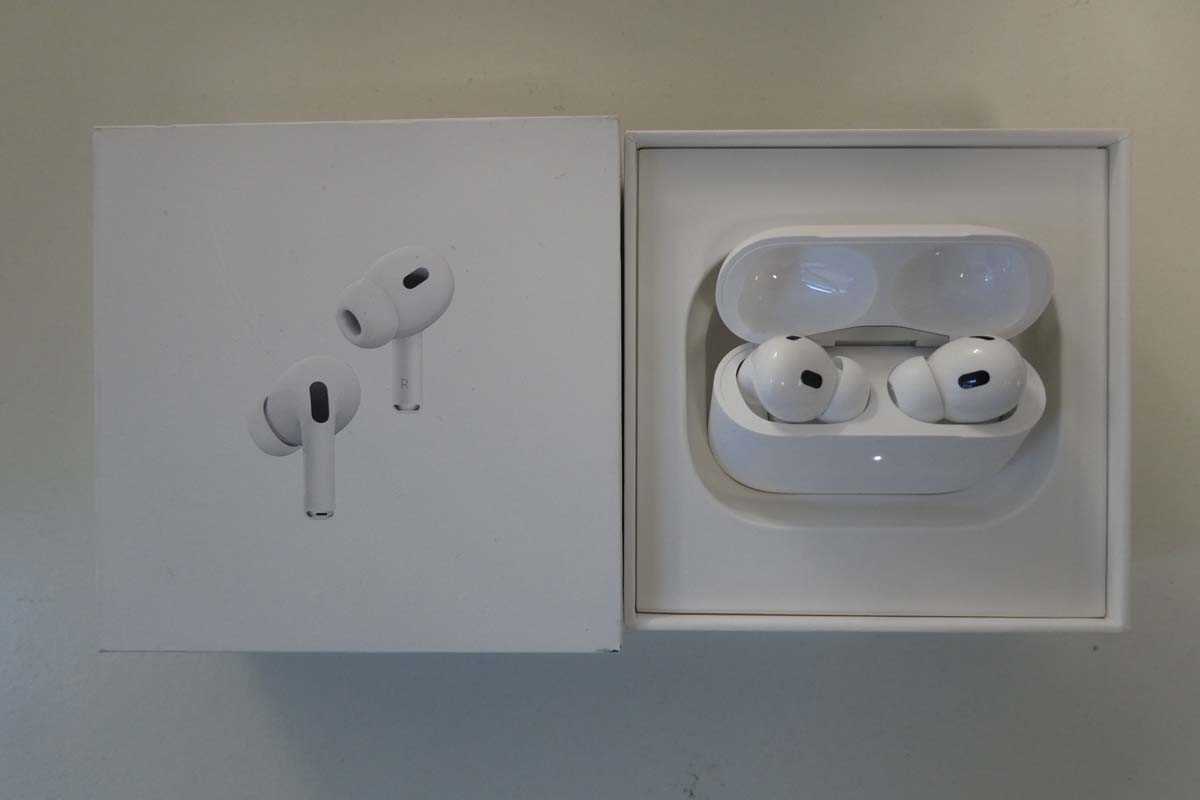 Lot Apple AirPods Pro (2nd Generation), boxed