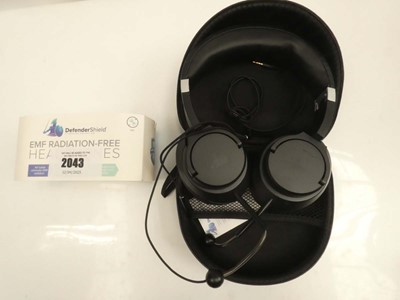 Lot 2043 - DefenderShield EMF Radiation-Free headphones