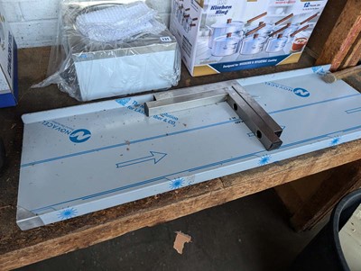 Lot 133 - 105cm stainless steel wall mount shelf with 2...