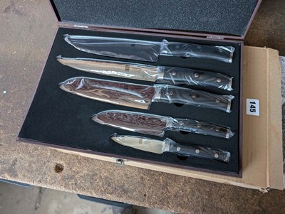 Lot 146 - 5-piece knife set in wooden effect...