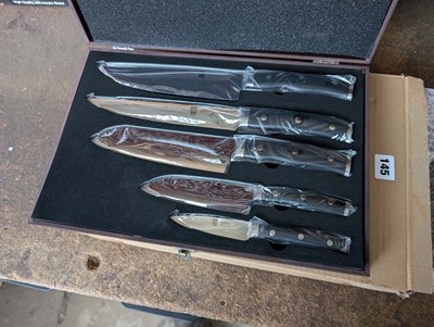 Lot 147 - 5-piece knife set in wooden effect...