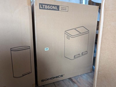 Lot 446 - 2 section pedal bin