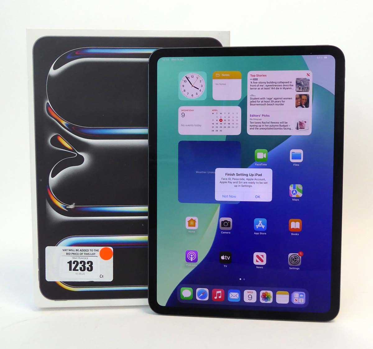 Lot Apple iPad Pro 11-inch M4 Wi-Fi, 256GB, Space...