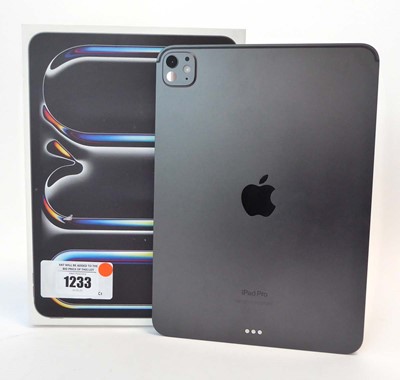 Lot Apple iPad Pro 11-inch M4 Wi-Fi, 256GB, Space...