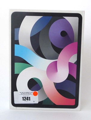Lot Apple iPad Air (4th Generation) Wi-Fi, 256GB,...