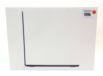 Lot Apple MacBook Air 13-inch with Apple M2 chip,...