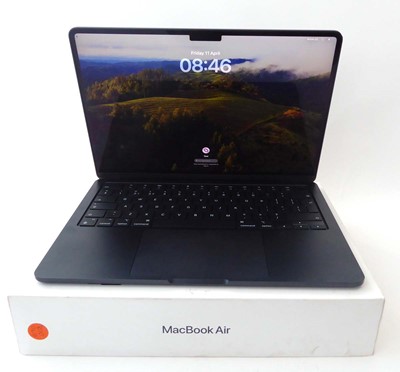 Lot Apple MacBook Air 13-inch with Apple M3 chip,...