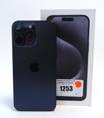Lot Apple iPhone 15 Pro Max, 256GB, Blue Titanium,...