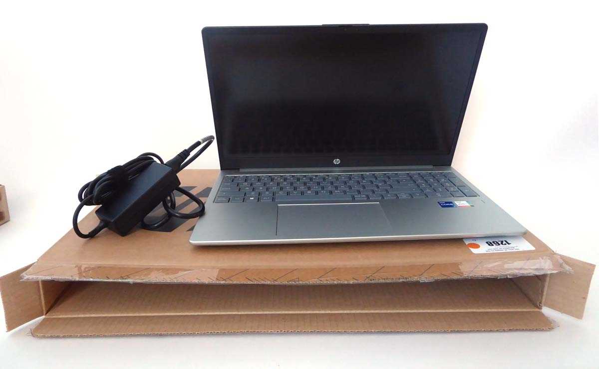 Lot HP Laptop 15-fd0053na, Intel Core i7-1355U,...