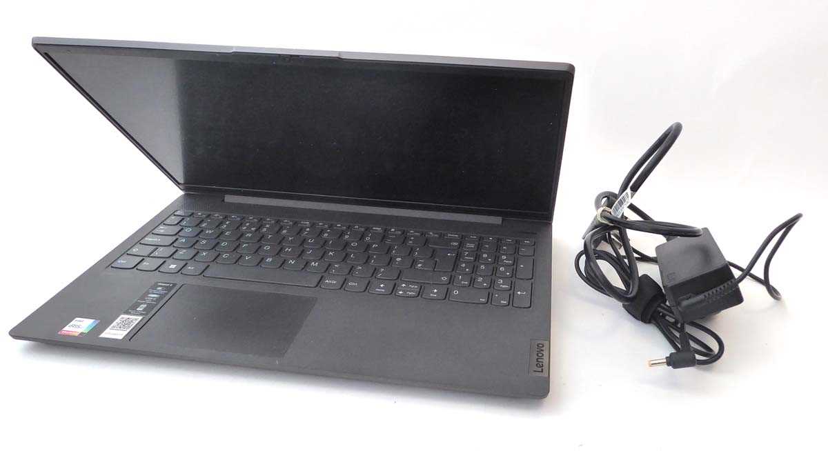 Lot Lenovo IdeaPad 5 Laptop 15ITL05, Intel...