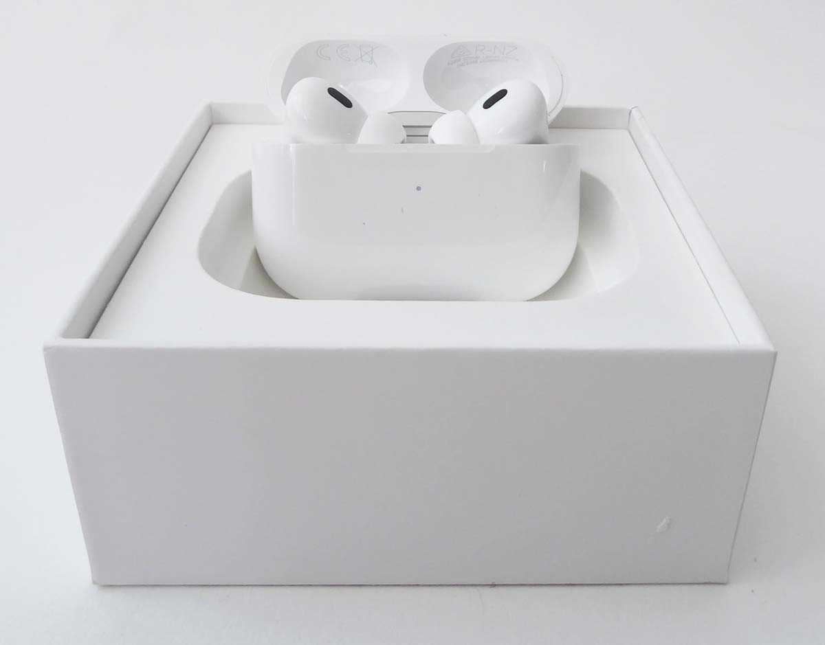 Lot Apple AirPods Pro (2nd Generation), boxed