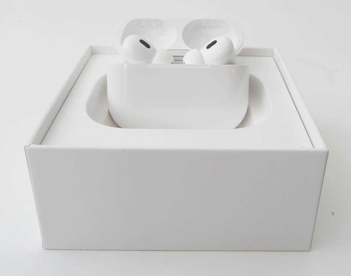 Lot Apple AirPods Pro (2nd Generation), boxed