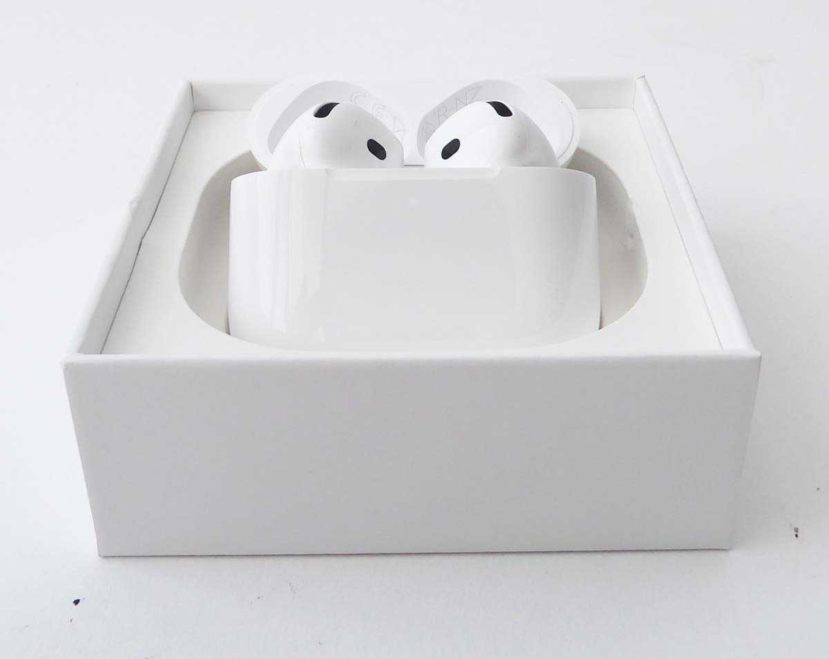 Lot Apple AirPods 4 (ANC), boxed
