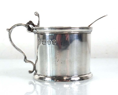 Lot 356 - A silver mustard of cylindrical form, London...