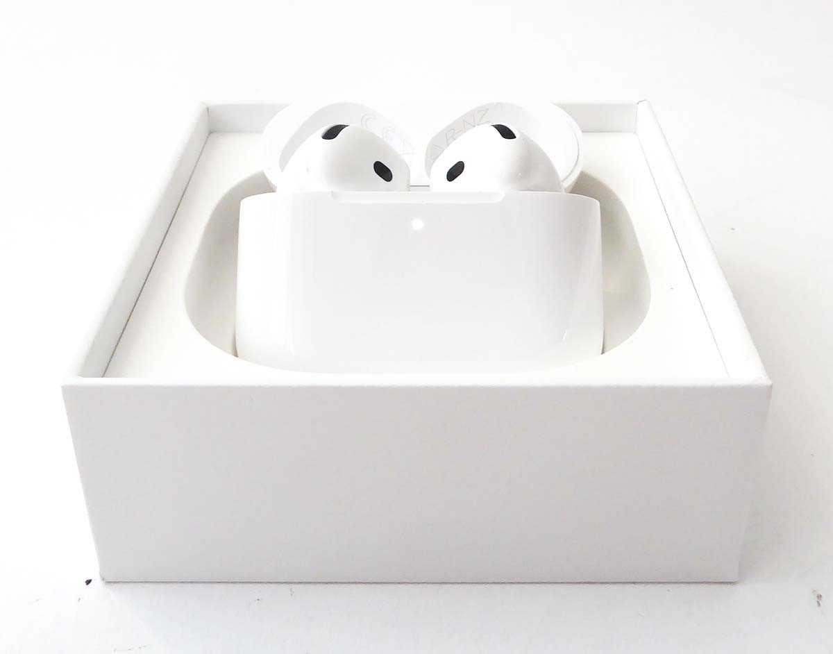 Lot Apple AirPods 4 (ANC), boxed