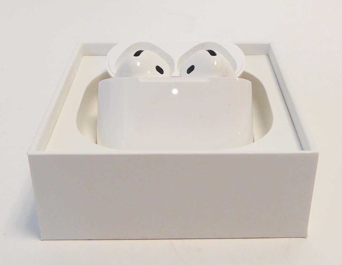 Lot Apple AirPods 4, boxed