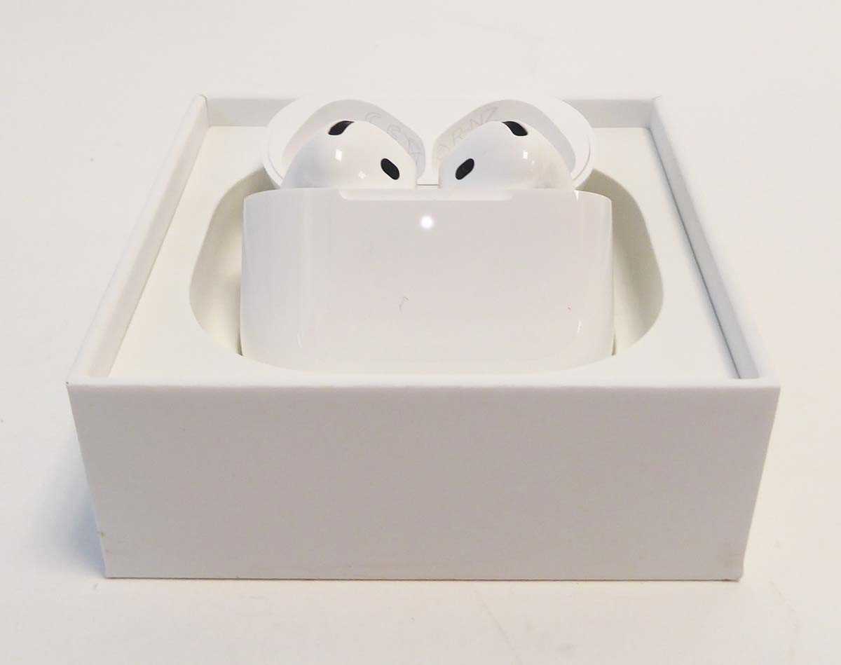 Lot Apple AirPods 4 (ANC), boxed