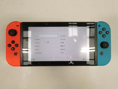 Lot 2020 - Nintendo Switch 32GB console