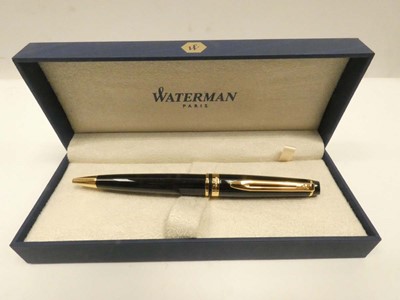 Lot 2044 - Waterman Expert Black Lacquer Gold Trim...