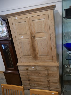 Lot 1023 - Pine 2 door 5 drawer linen press