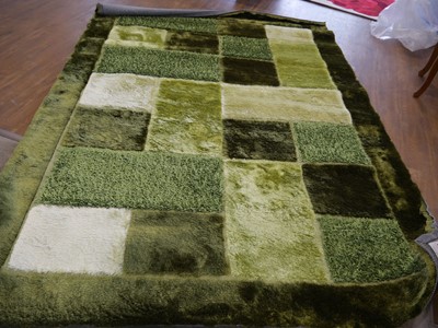 Lot 1104 - Rug Masters Hawaii 3D hand tufted shaggy rug...