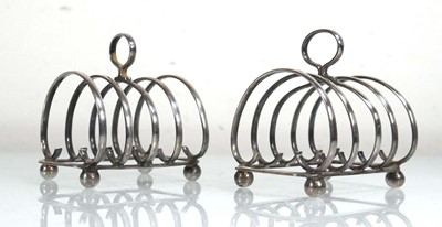 Lot 395 - A pair of early 20th century silver four slice...
