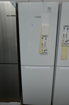 Lot 9 - KGN34NWEAGB Bosch Free-standing fridge-freezer