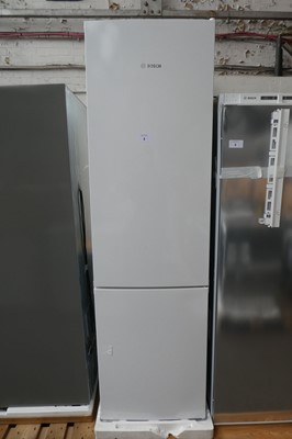 Lot 2 - KGN39VWEAGB Bosch Free-standing fridge-freezer