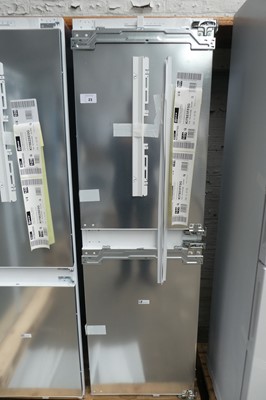 Lot 23 - KI7851FF0GB Neff Built-in fridge-freezer...