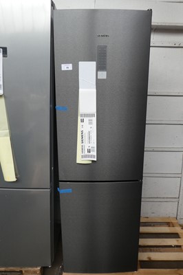 Lot 15 - KG36NXXDC-B Siemens Free-standing fridge-freezer