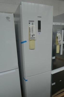 Lot 11 - KG39NEWEAGB Siemens Free-standing fridge-freezer
