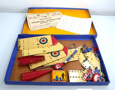 Lot 253 - A Meccano aeroplane constructor set No. 1, boxed