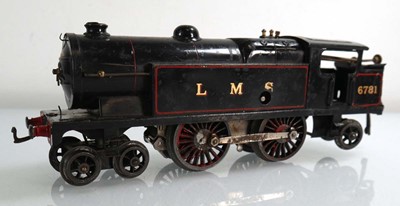 Lot 257 - A Hornby O gauge 4-4-2 clockwork tank loco...