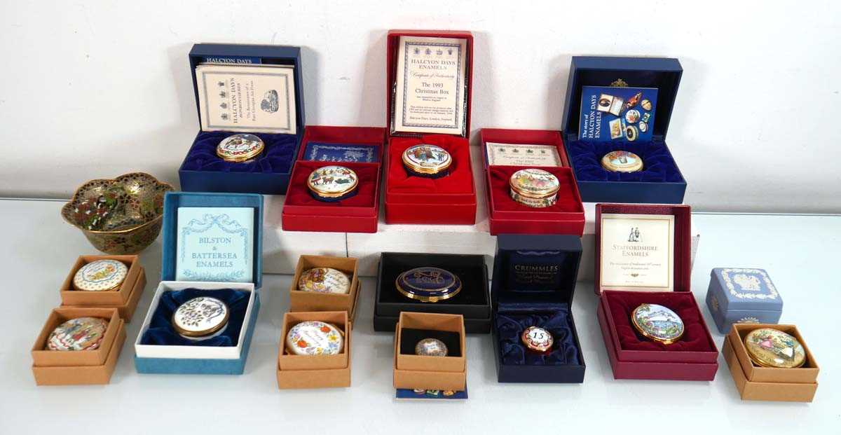 Lot 294 - Fifteen Halcyon Days, Crummles and other...