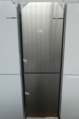 Lot 8 - KGN27NLFAGB Bosch Free-standing fridge-freezer