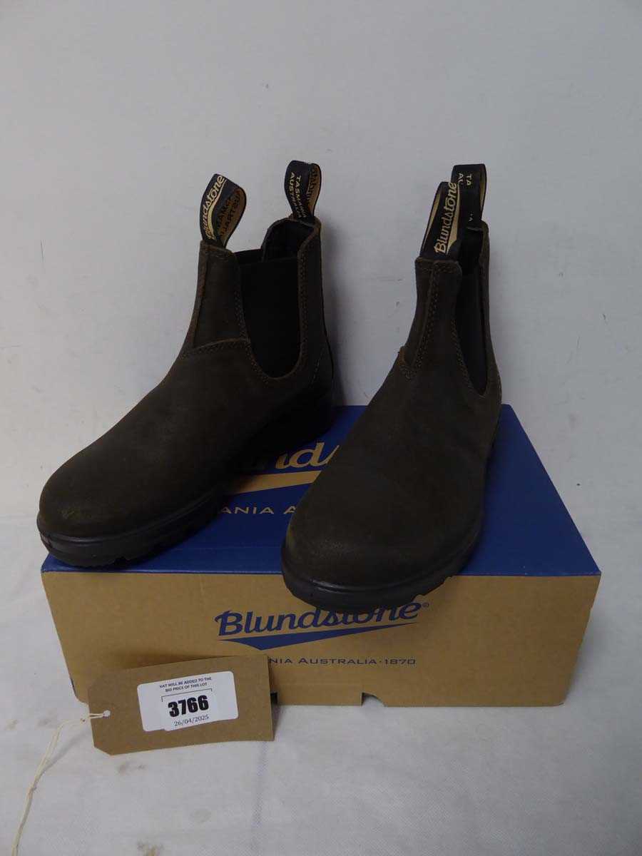 Lot 3766 - Boxed pair of Blundstone suede ankle boots,...