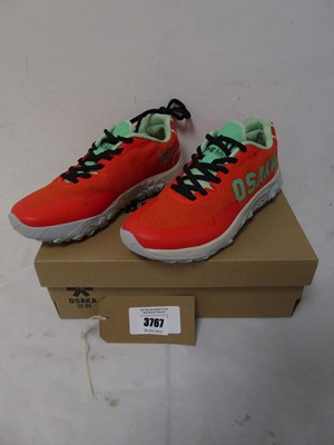 Lot Boxed pair of Osaka Kai shoes, red/green, UK 4