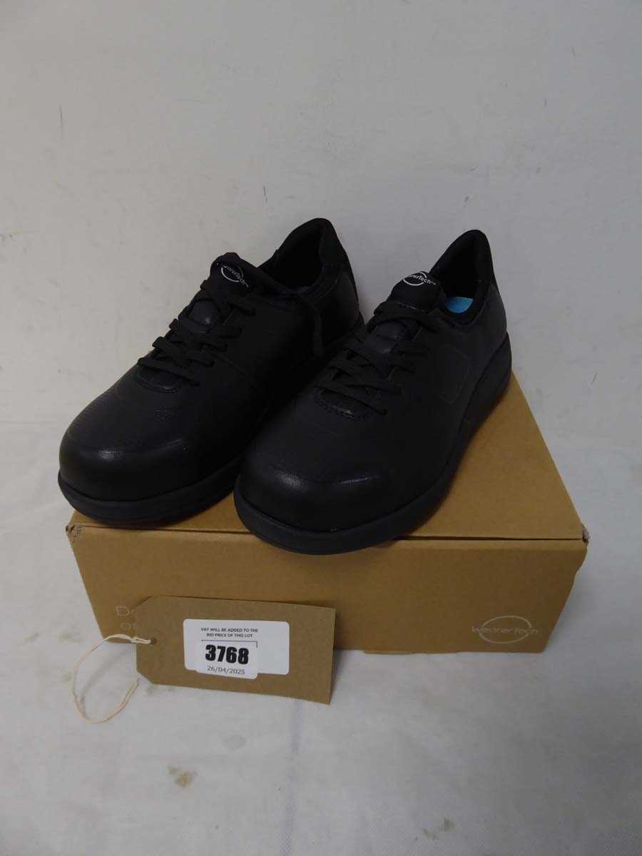 Lot 3768 - Boxed pair of Wearertech transform safety toe...