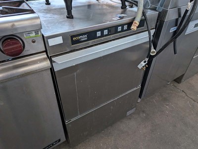 Lot 711 - 58cm Hobart Ecomax undercounter drop front washer