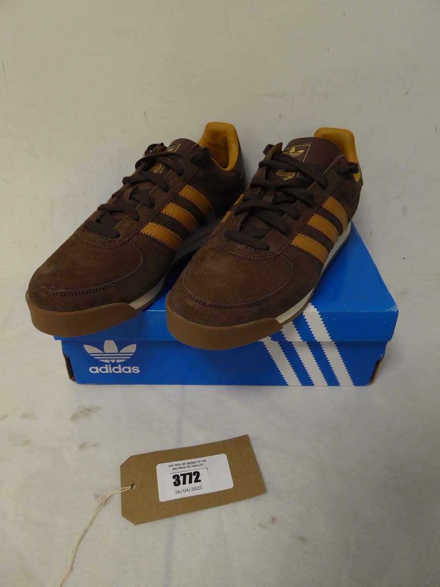 Lot 3772 - Boxed pair of men's Adidas AS 520, brown, UK 9