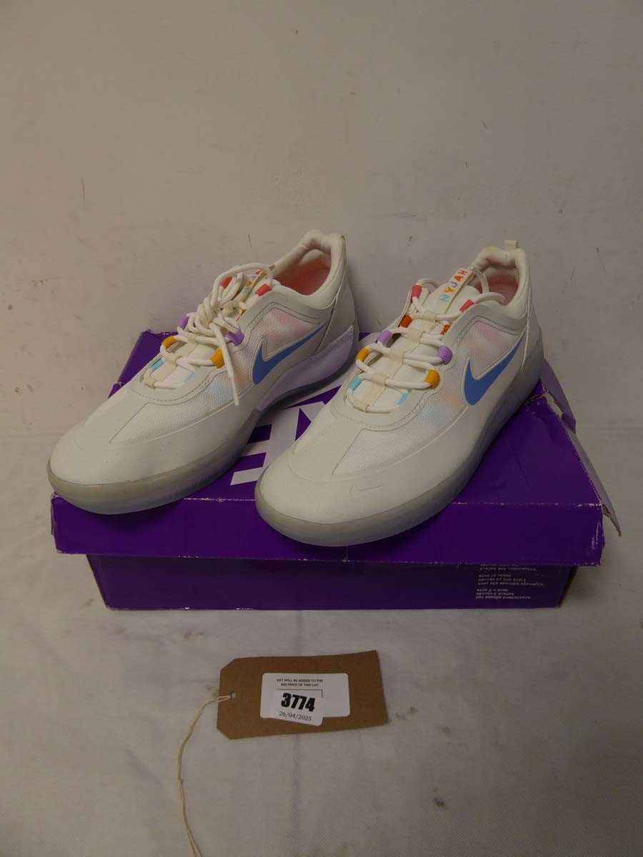 Lot 3774 - Boxed pair of Nike SB Nyjah Free 2,...