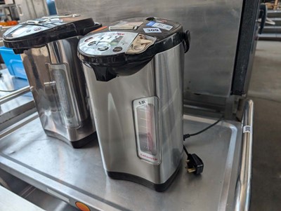 Lot 764 - Caterite hot water dispenser
