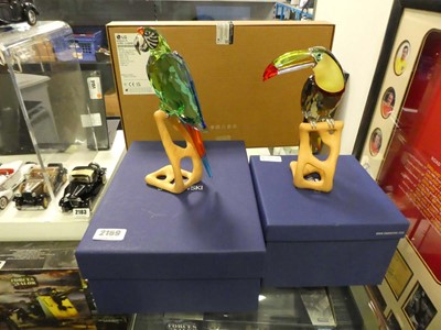 Lot 2169 - Swarovski boxed parrot and Swarovski boxed toucan