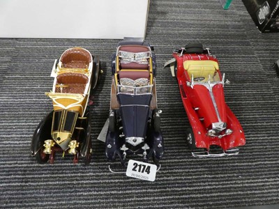 Lot 2174 - 3 Franklin Mint diecast models of Mercedes...