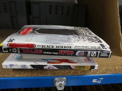 Lot 2189 - Selection of comics and graphic novels