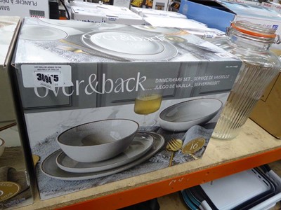 Lot 3094 - Over & Back dinnerware set