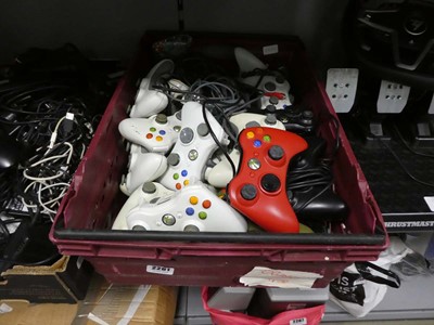 Lot 2261 - Box containing various Xbox controllers