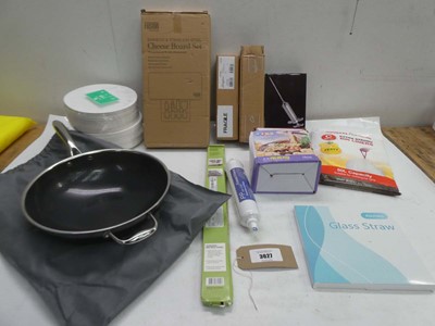 Lot 3627 - Hexclad wok, noodle bowl, oil bottles, cheese...