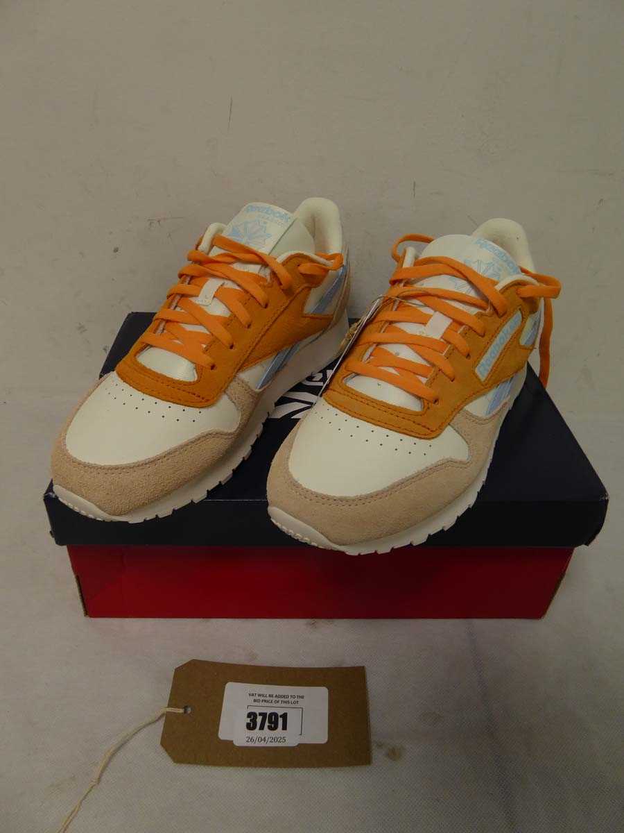 Lot 3791 - Boxed pair of ladies Reebok Classic Leather...