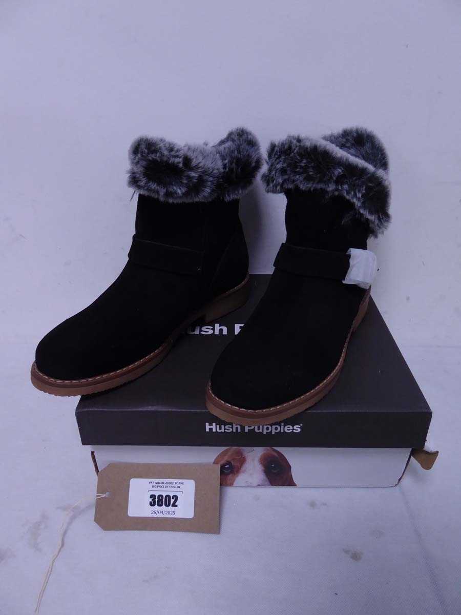 Lot 3802 - Boxed pair of ladies Hush Puppies Hannah boots,...